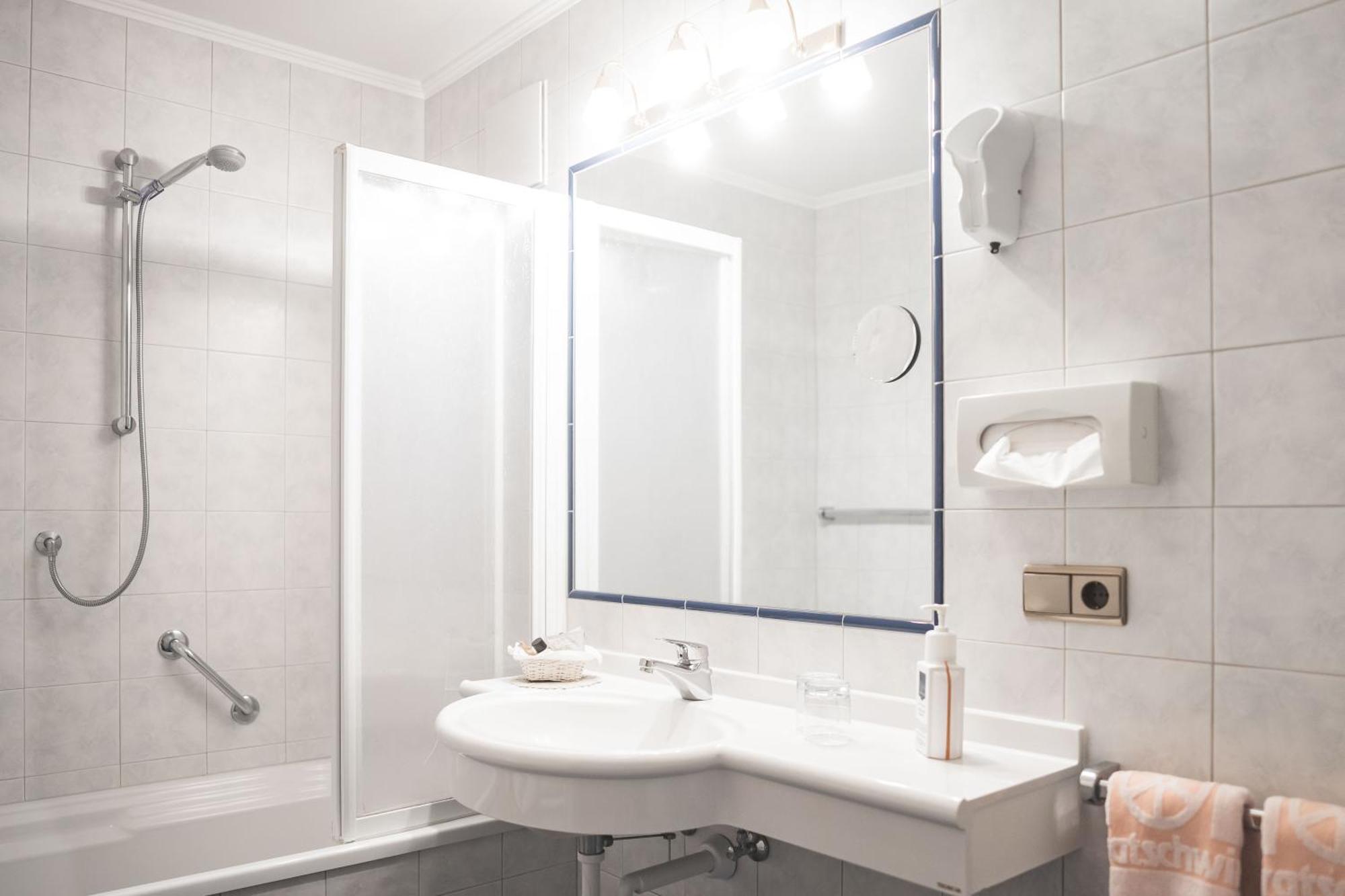 Hotel Gratschwirt Dobbiaco Luaran gambar